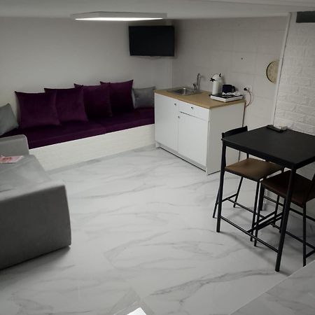 Quen Apartment Naples Exterior photo